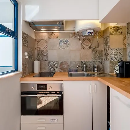 Da Rocha By Lovelystay