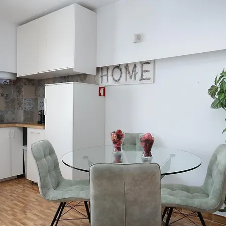 Da Rocha By Lovelystay Апартаменты